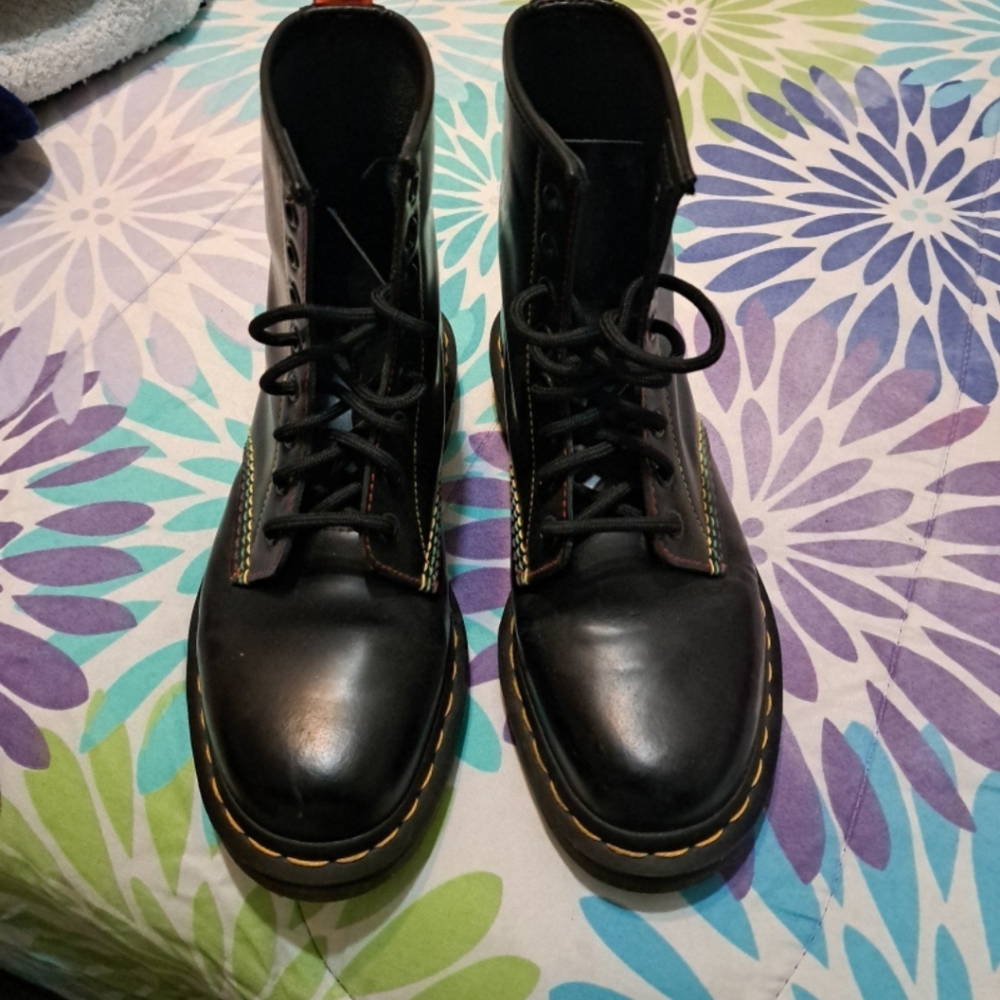 Dr.Martens boots